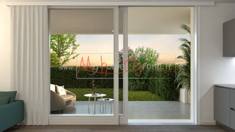 NUOVO PIANO TERRA CON INGRESSO INDIPENDENTE E GIARDINO