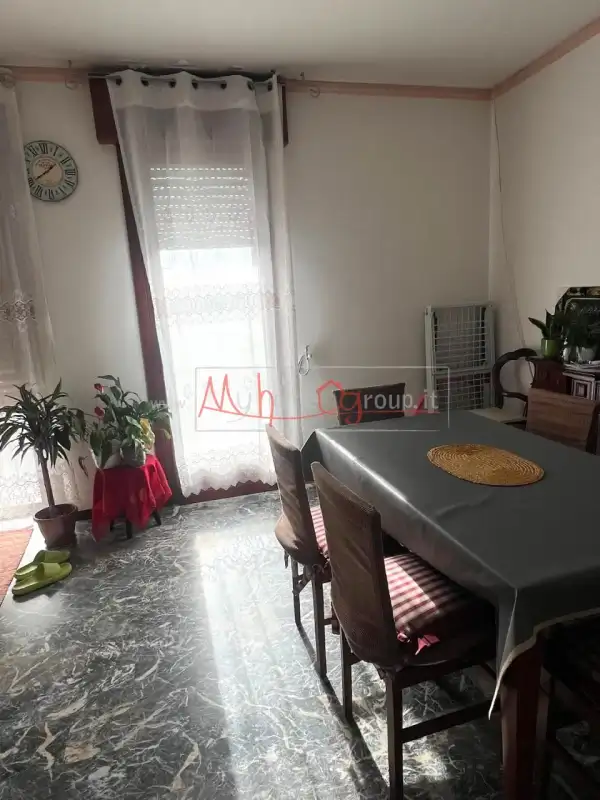 VENDESI APPARTAMENTO OCCUPATO