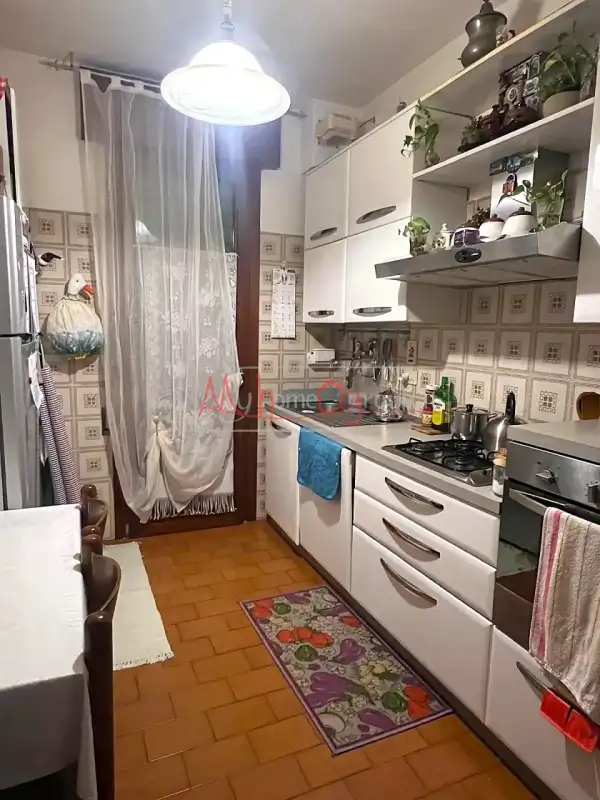 VENDESI APPARTAMENTO OCCUPATO