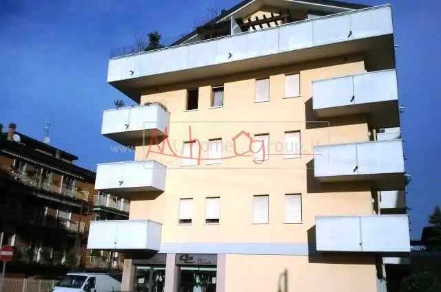 DUE APPARTAMENTI UNITI