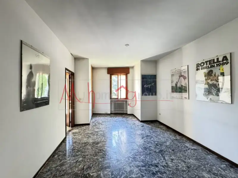 APPARTAMENTO TRILOCALE IN ZONA GUIZZA