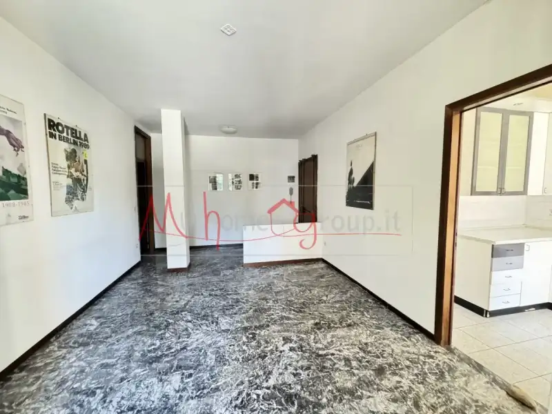 APPARTAMENTO TRILOCALE IN ZONA GUIZZA