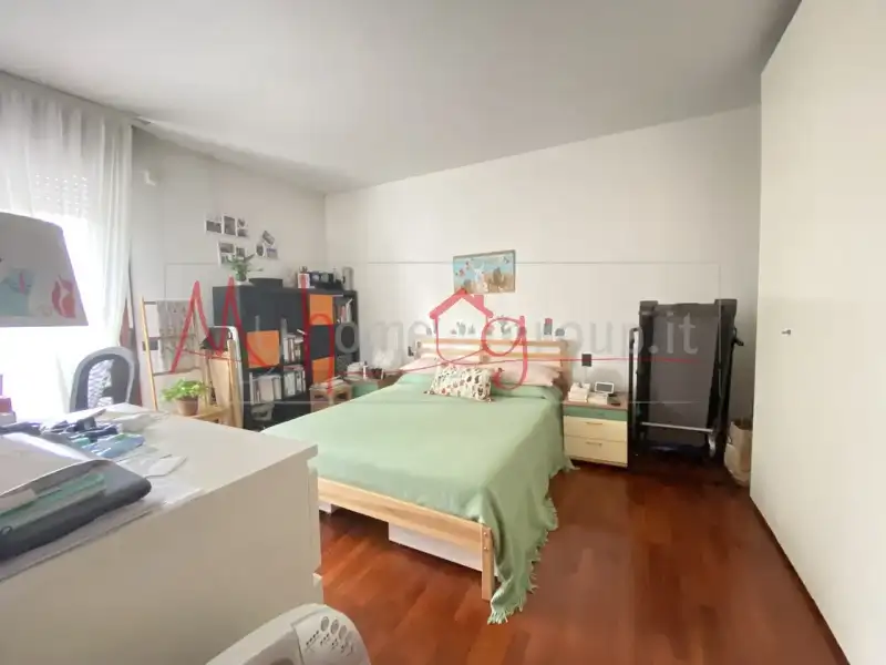 BILOCALE SEMI ARREDATO