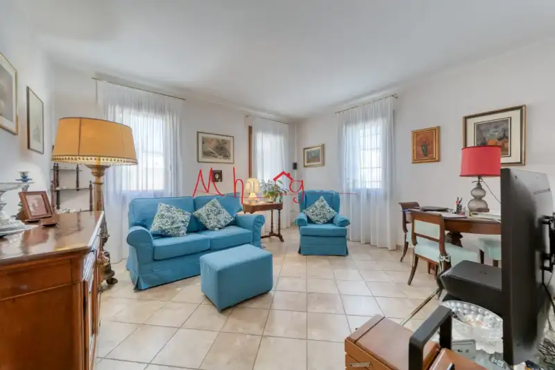 CASA SINGOLA COMPLETAMENTE RIFATTA A NUOVO NEL 2019