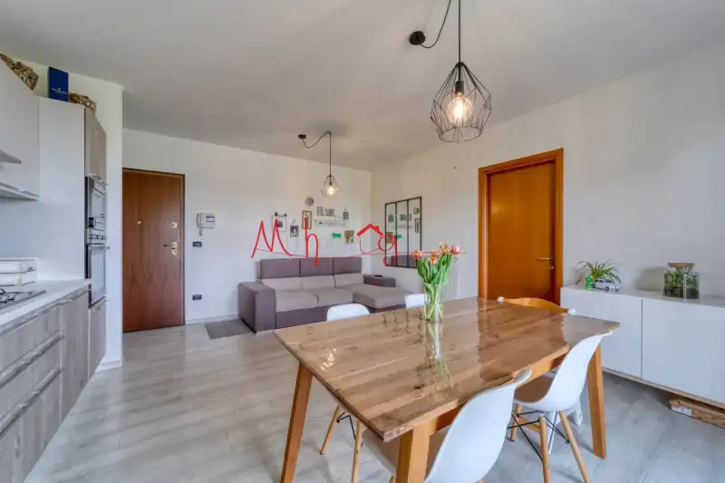 CON 2 CAMERE E GARAGE DOPPIO