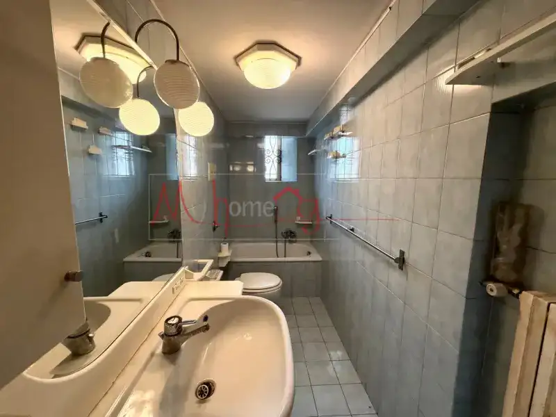 TRILOCALE A DUE PASSI DAL CENTRO