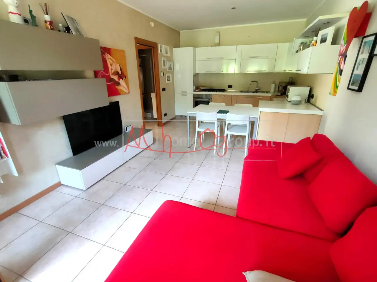 TRILOCALE CON INGRESSO INDIPENDENTE