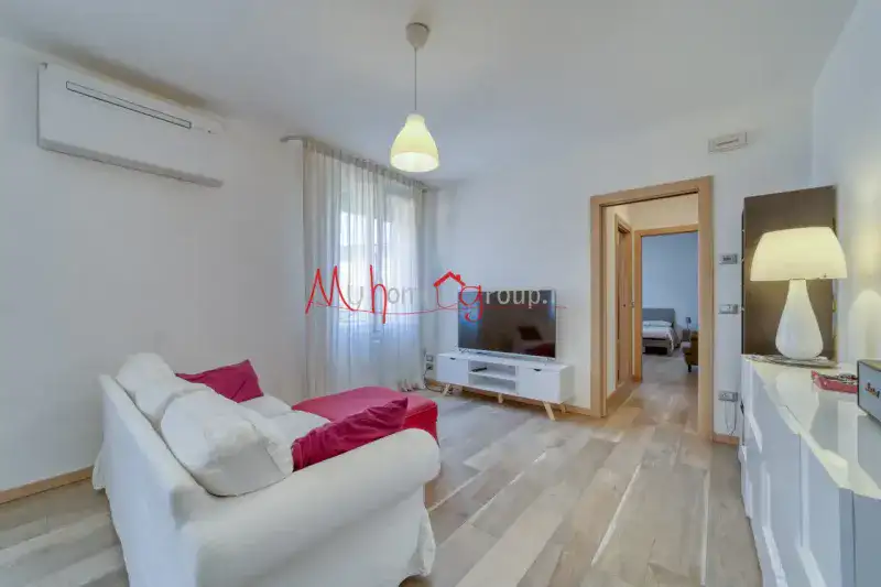 BILOCALE COMPLETAMENTE RISTRUTTURATO