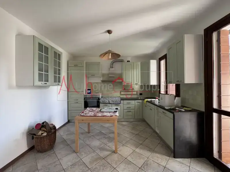 Casa singola con giardino privato in affitto a Padova, zona Forcellini