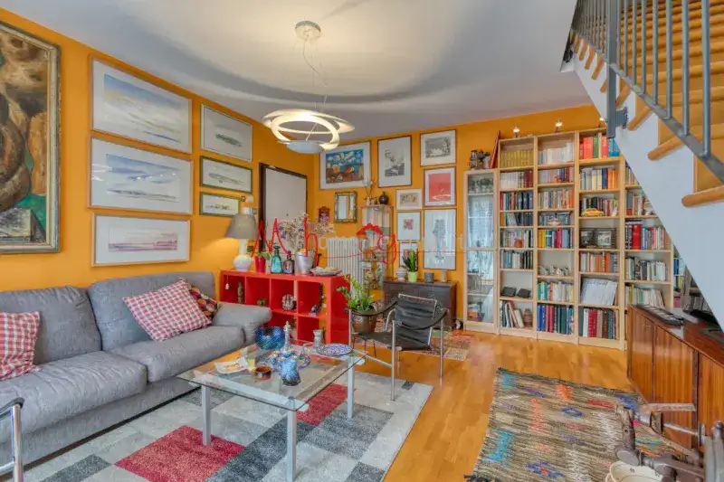 DUPLEX ULTIMO PIANO CON GARAGE E 2 POSTI AUTO