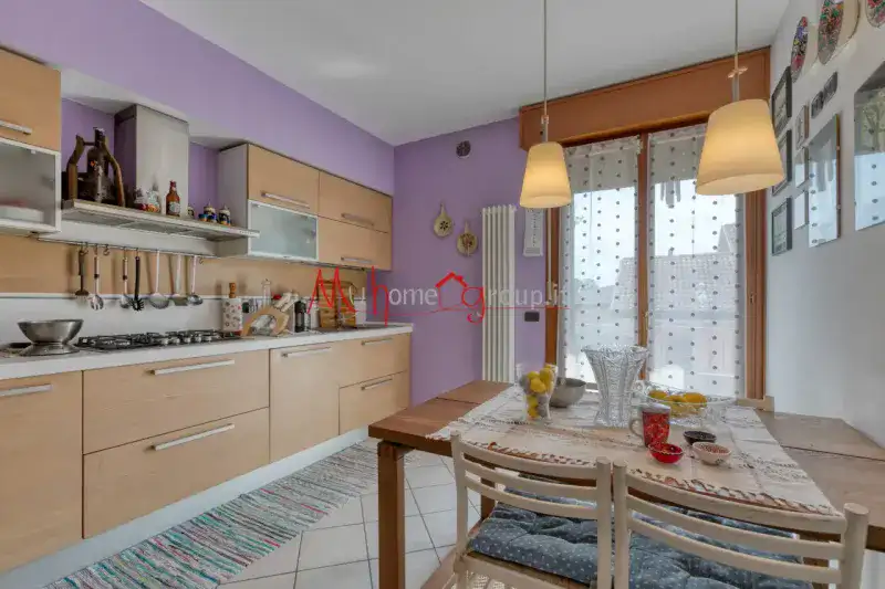 DUPLEX ULTIMO PIANO CON GARAGE E 2 POSTI AUTO