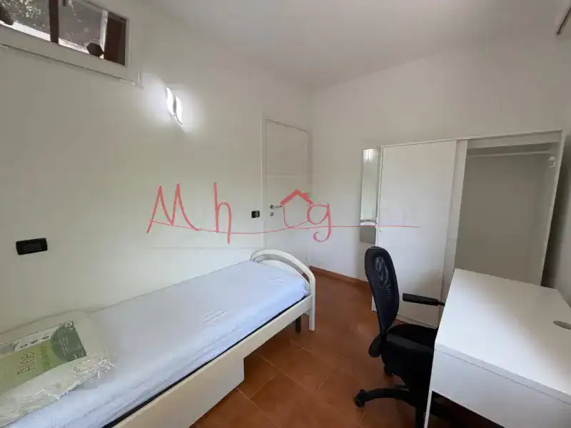 TRE STANZE SINGOLE PER STUDENTI