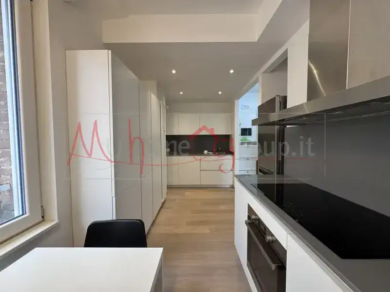 APPARTAMENTO CON TERRAZZA ABITABILE E ASCENSORE