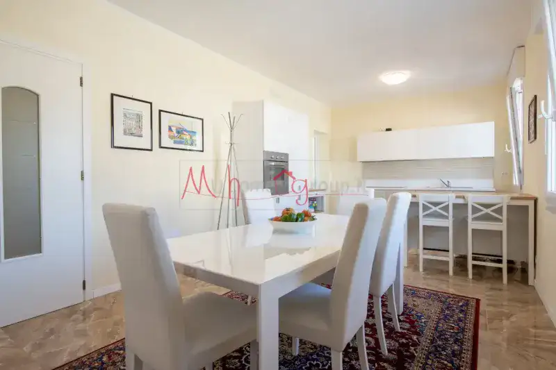 PALTANA ARMISTIZIO VILLA INDIPENDENTE SU TRE PIANI
