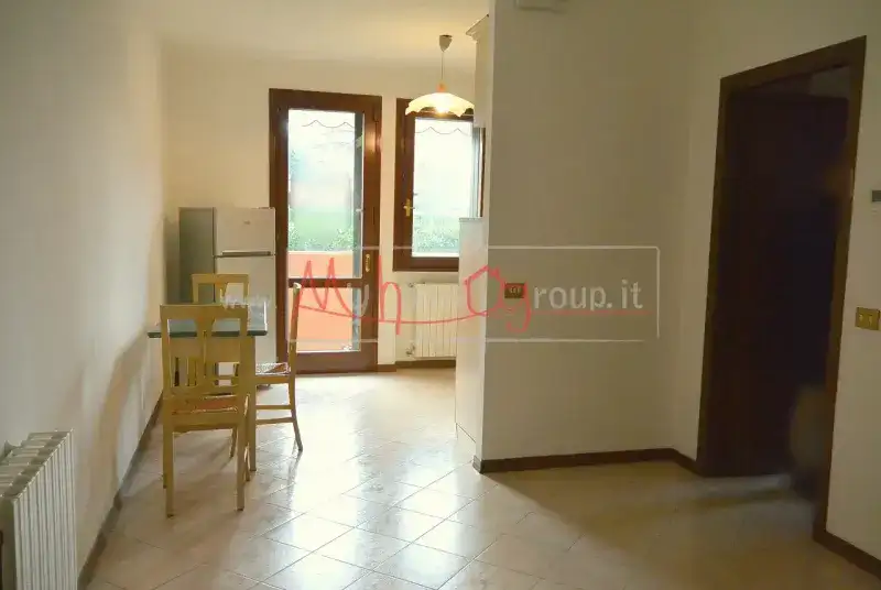 DUE CAMERE CON AMPIO GARAGE