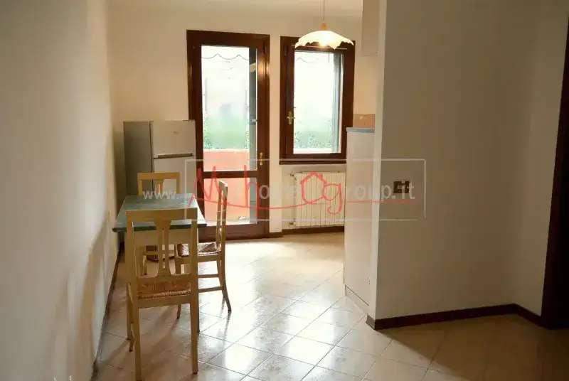 DUE CAMERE CON AMPIO GARAGE