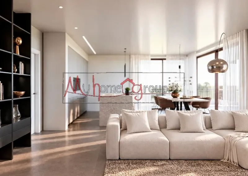 ELEGANTE APPARTAMENTO CON AMPIA LOGGIA
