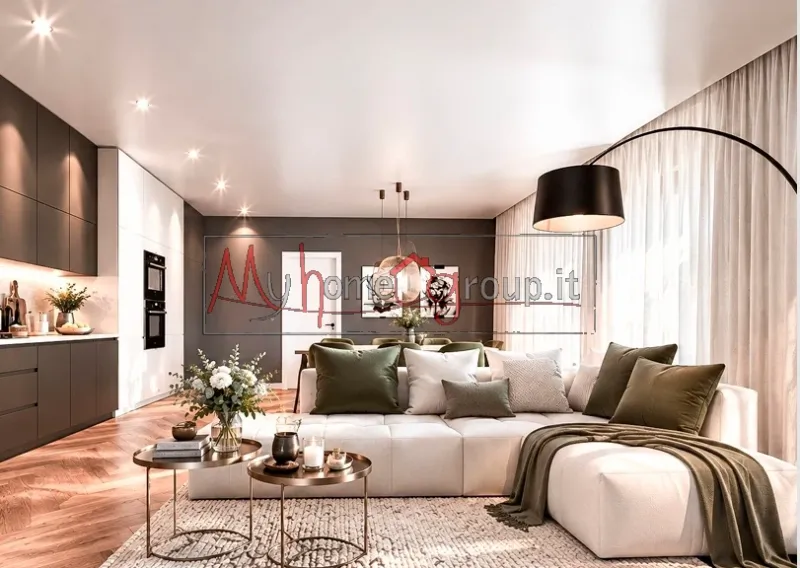 ULTIMO PIANO CON AMPIA LOGGIA